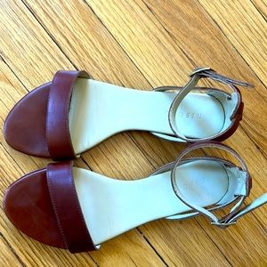 Nisolo Go-To Flatform Sandal Brandy, Size 7